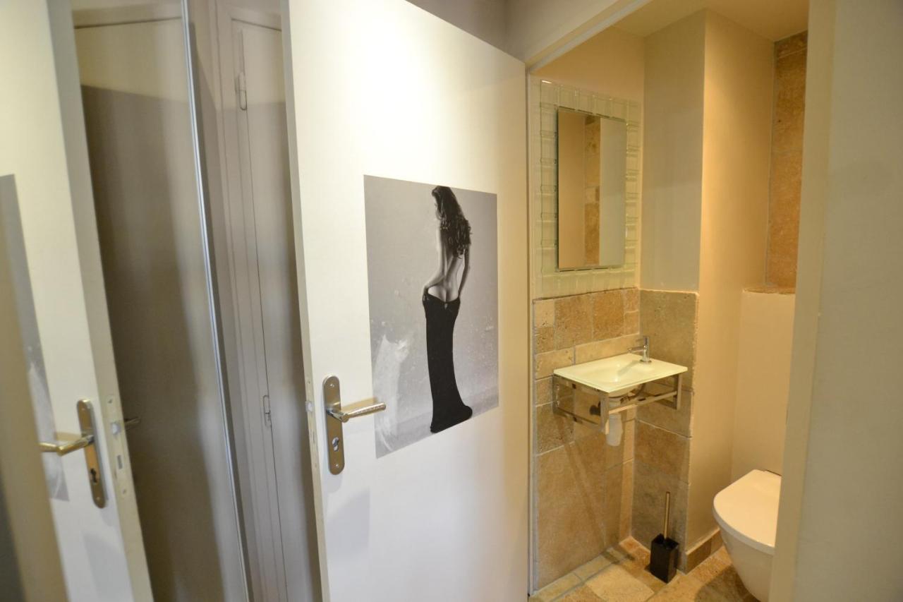 Naturiste Captive Heliopolis Fg 13 *